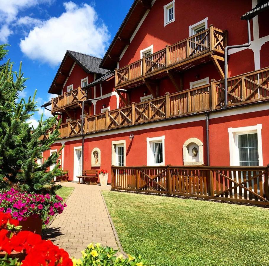 Hotel Barborka Пршедни Вытонь Экстерьер фото